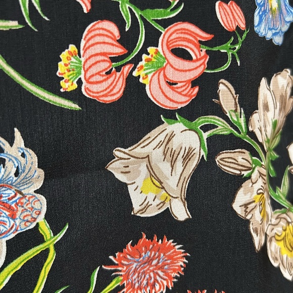 TINY ANTHROPOLOGIE BLOUSE WOMEN SIZE M BLACK MULTICOLOR FLORAL ELBOW SLEEVES - Picture 8 of 14